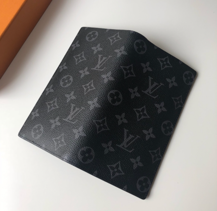 LOUI VUITTO WALLET M61697 19*9