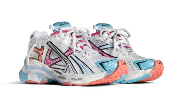 Ba*len*cia*ga runner panelled sneakers