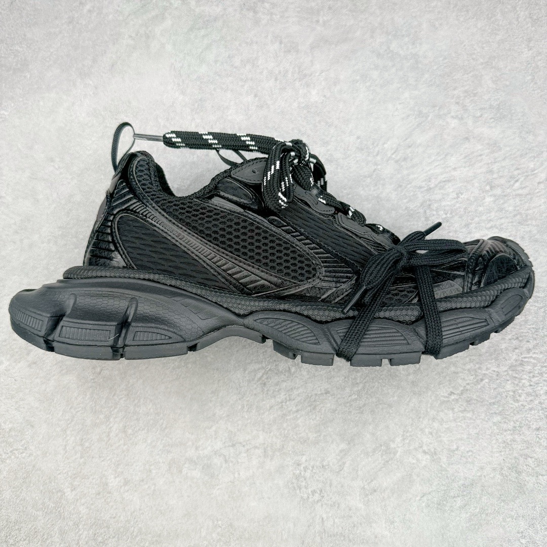 BALCIA 3XL Sneakers Black