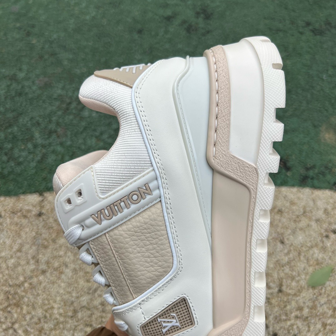 LV TRAINER MAXI Off-white brown