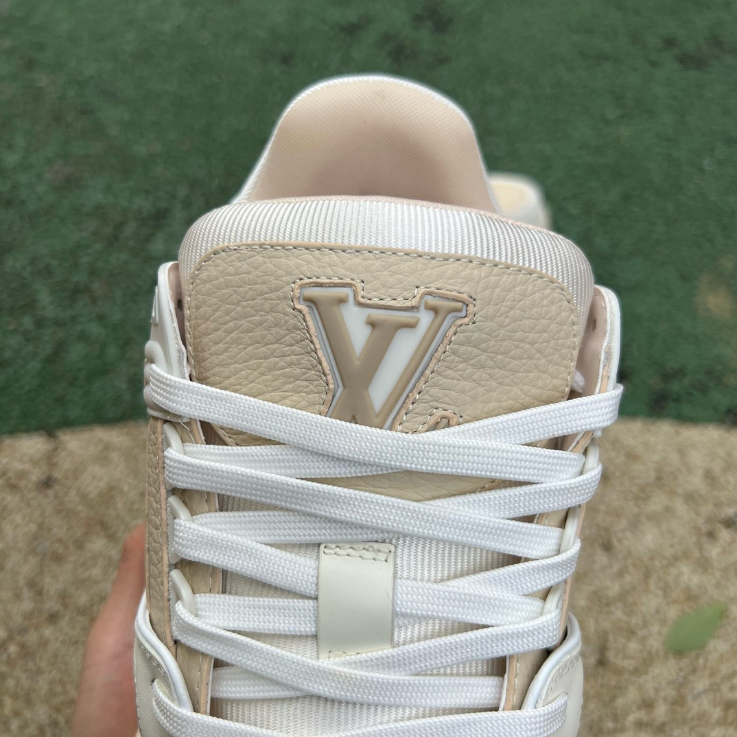 LV TRAINER MAXI Off-white brown