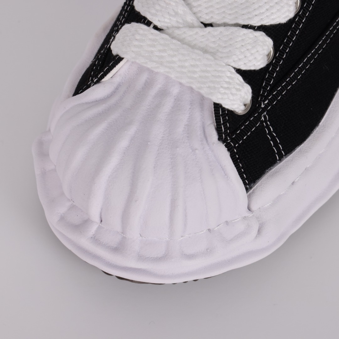 Ma*s*n mihara yasuhiro mmy sneaker